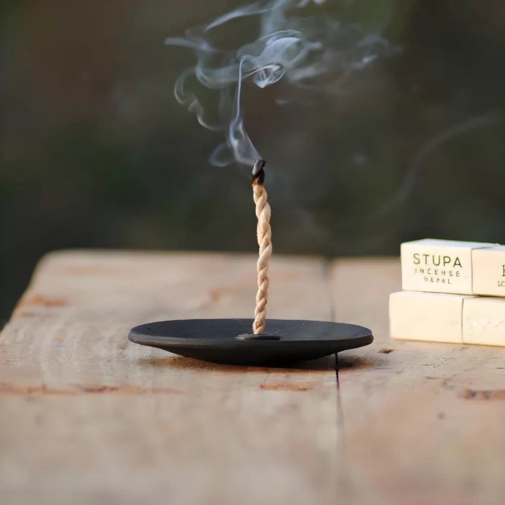 Himalayan Serenity: Stupa Handmade Rope Incense (8 ropes per pack)
